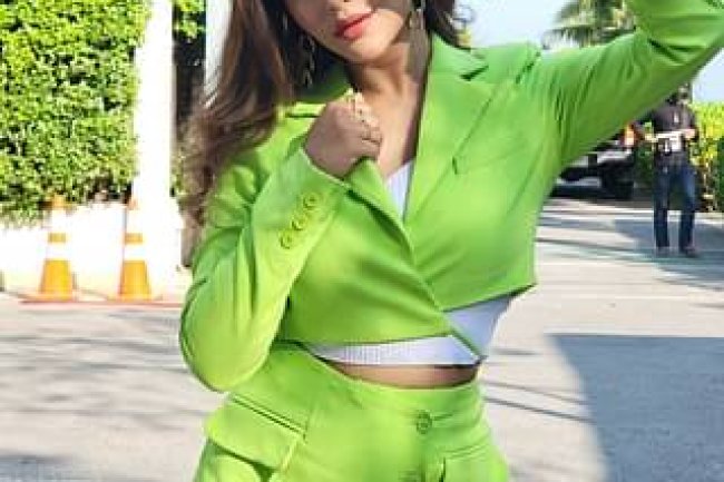 প্রথম ওয়ার্ল্ড প্রিমিয়ার হচ্ছে এই অভিনেত্রীর সিনেমা!