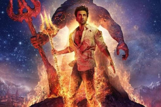 কেমন লাগলো  'ব্রাহ্মাস্ত্রা' (BRAHMASTRA)?