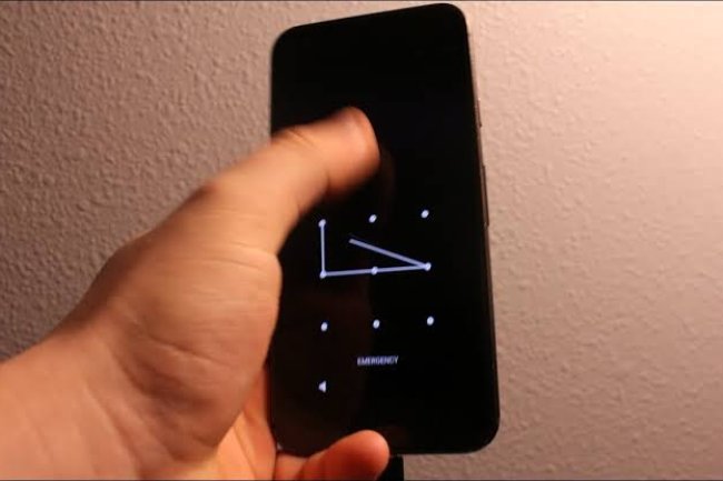 পাসওয়ার্ড ছাড়া স্মার্টফোন আনলক এর উপায়