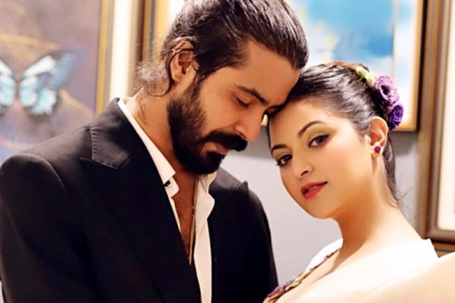 কী কারণে এতো যুদ্ধ-লড়াই, দাম্পত্য সম্পর্ক নিয়ে মুখ খুললেন পরীমণি!