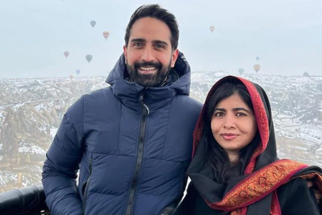 স্বামীর নোংরা মোজা দেখে যে কান্ড করলেন নোবেলজয়ী মালালা!