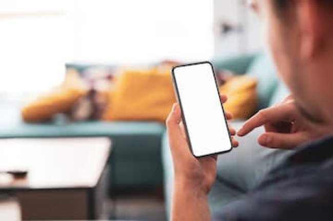 তীব্র গরমে হাতের স্মার্টফোনটিকে সুস্থ্য ব্যবহারের উপায়