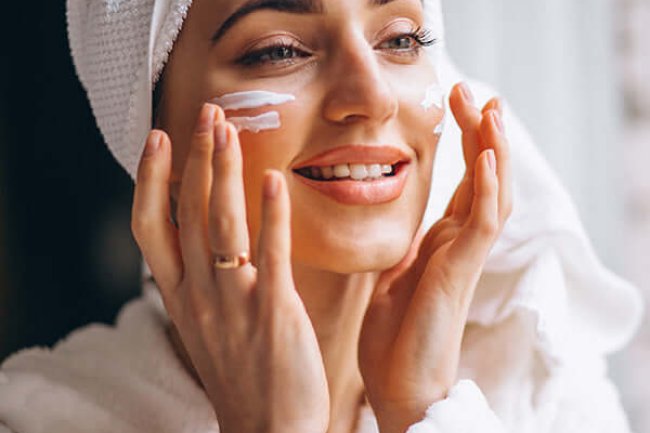 রেগুলার সানস্ক্রিন অ্যাপ্লাই করা কেন জরুরি?