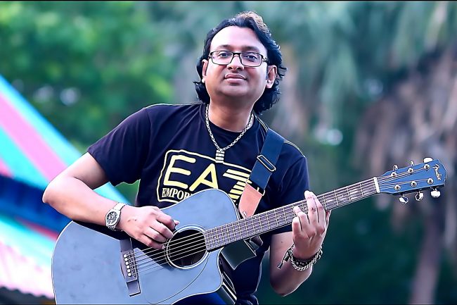 এস কে সমীরের কণ্ঠে 'একটু অন্যরকম তুই '