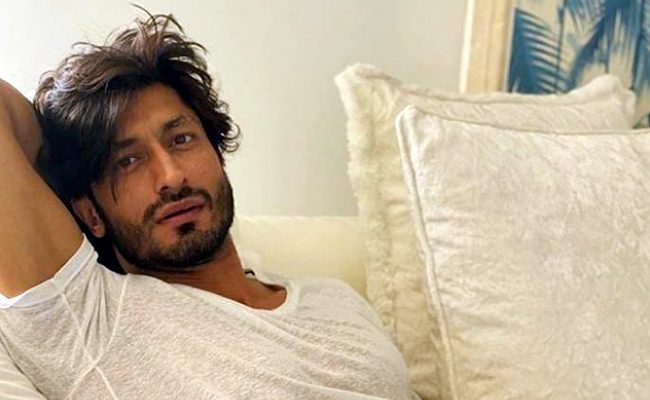 পুরুষের যৌন স্বাস্থ্য রক্ষায় করনীয় শেখালেন বিদ্যুৎ (ভিডিওসহ)!