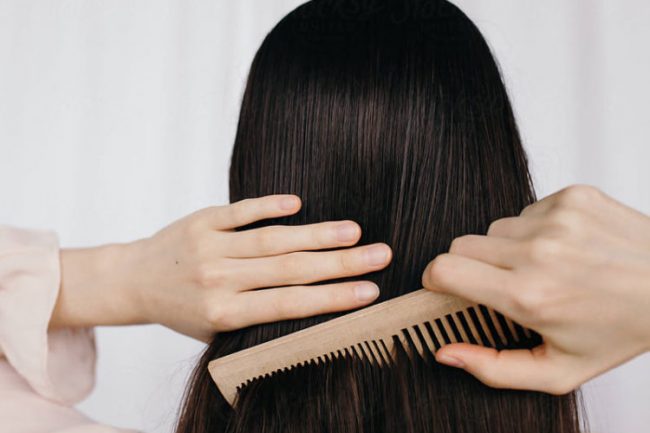 নতুন চুল গজাতে ব্যবহার করুন পিয়াজের তেল (রেসিপিসহ)