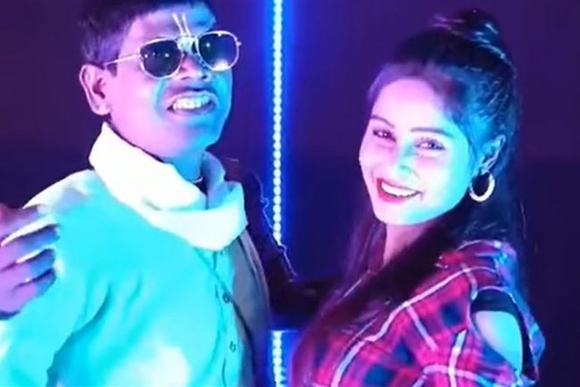 কাঁচা বাদাম’‌ গানের র‍্যাপ!‌ নাচলেন শিল্পী ভুবন বাদ্যকর (ভিডিওসহ)!