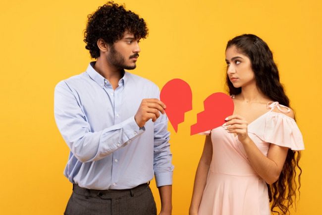 যে তিনটি অভ্যাস সম্পর্ক নষ্ট করে